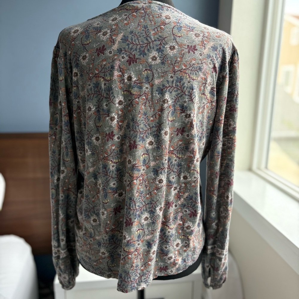 Lucky Brand Sage Green/Gray Floral V-Neck Peasant Top - Coastal Cowgirl Y2K - Picture 5 of 15